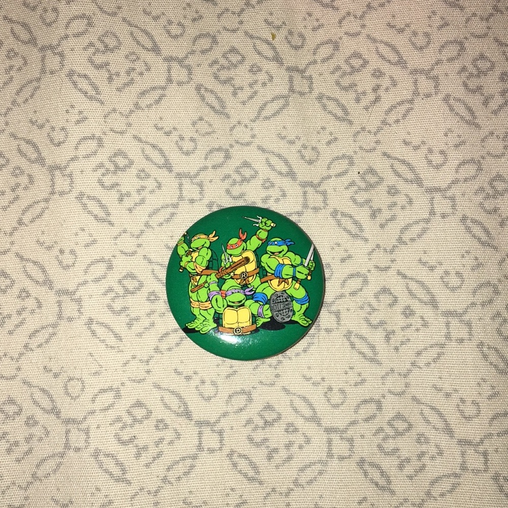 Teenage Mutant Ninja Turtles Button Pin Small